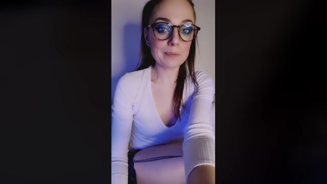 nessiehotfeet  25-02-2022